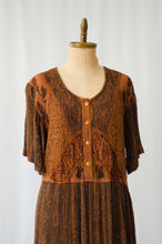 画像をギャラリービューアに読み込む, made in india stitch works brown dress